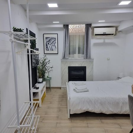 Elegant Yellow Submarine Apartment Belgrad Exterior foto