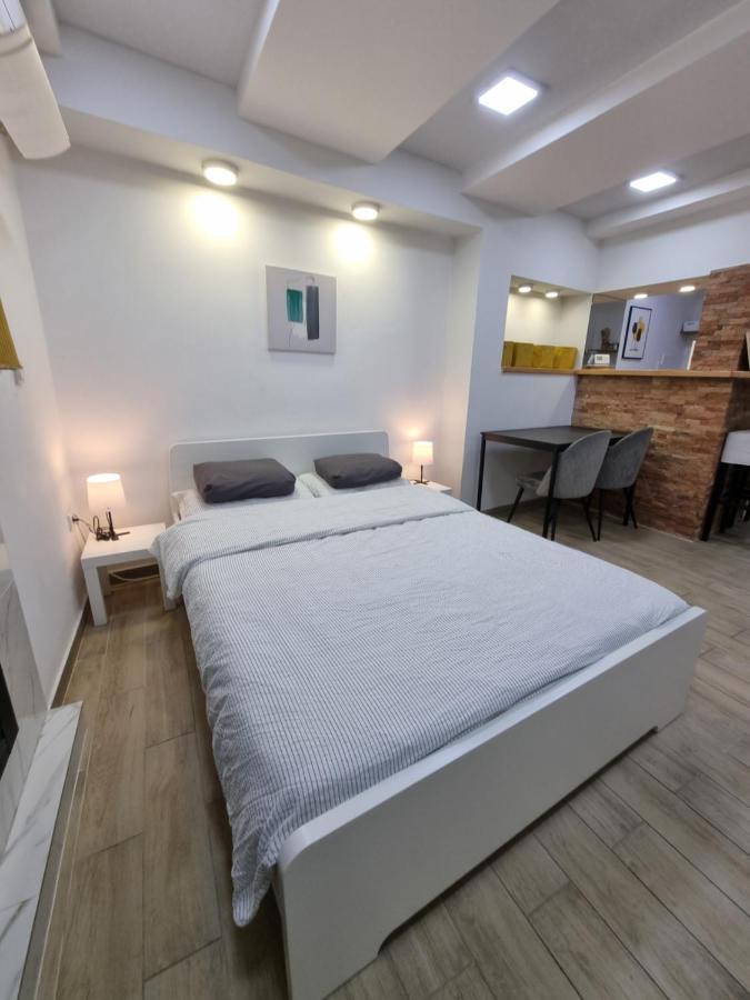Elegant Yellow Submarine Apartment Belgrad Exterior foto